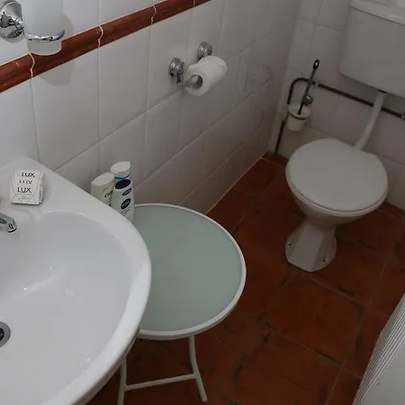 Alojamento de Acomodação e Pequeno-almoço Rockfield House