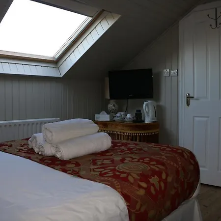 Rockfield House Bed & Breakfast